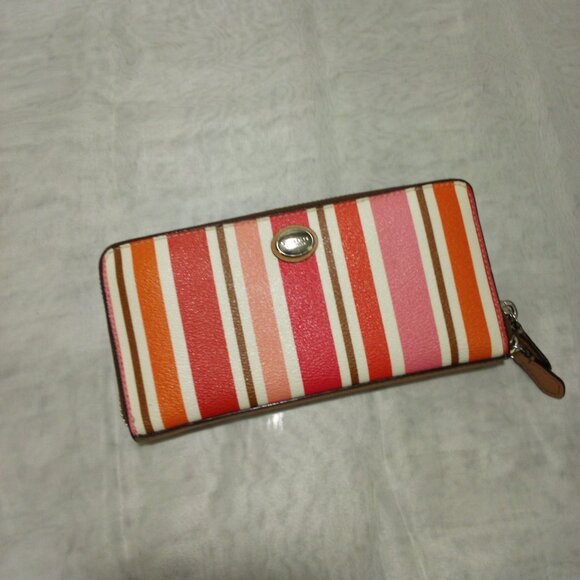 Coach Long Zip Around Coated Canvas w/Leather Trim,, EUC - Picture 3 of 13